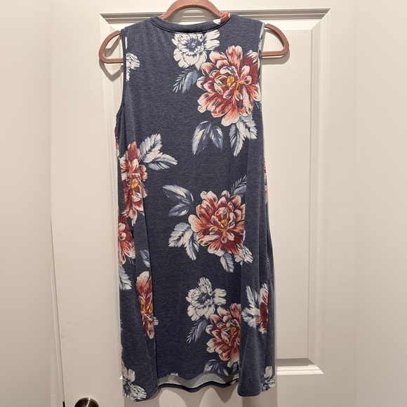 Blue floral dress - Picture 2 of 6